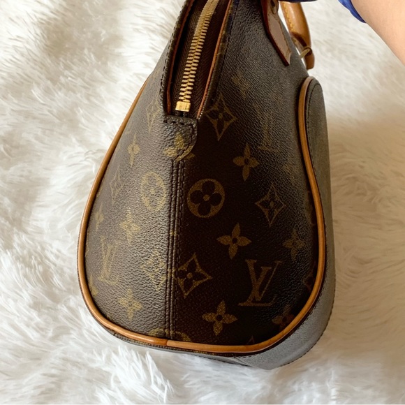 Authentic LV Monogram Ellipse PM with dustbag - Picture 17 of 17